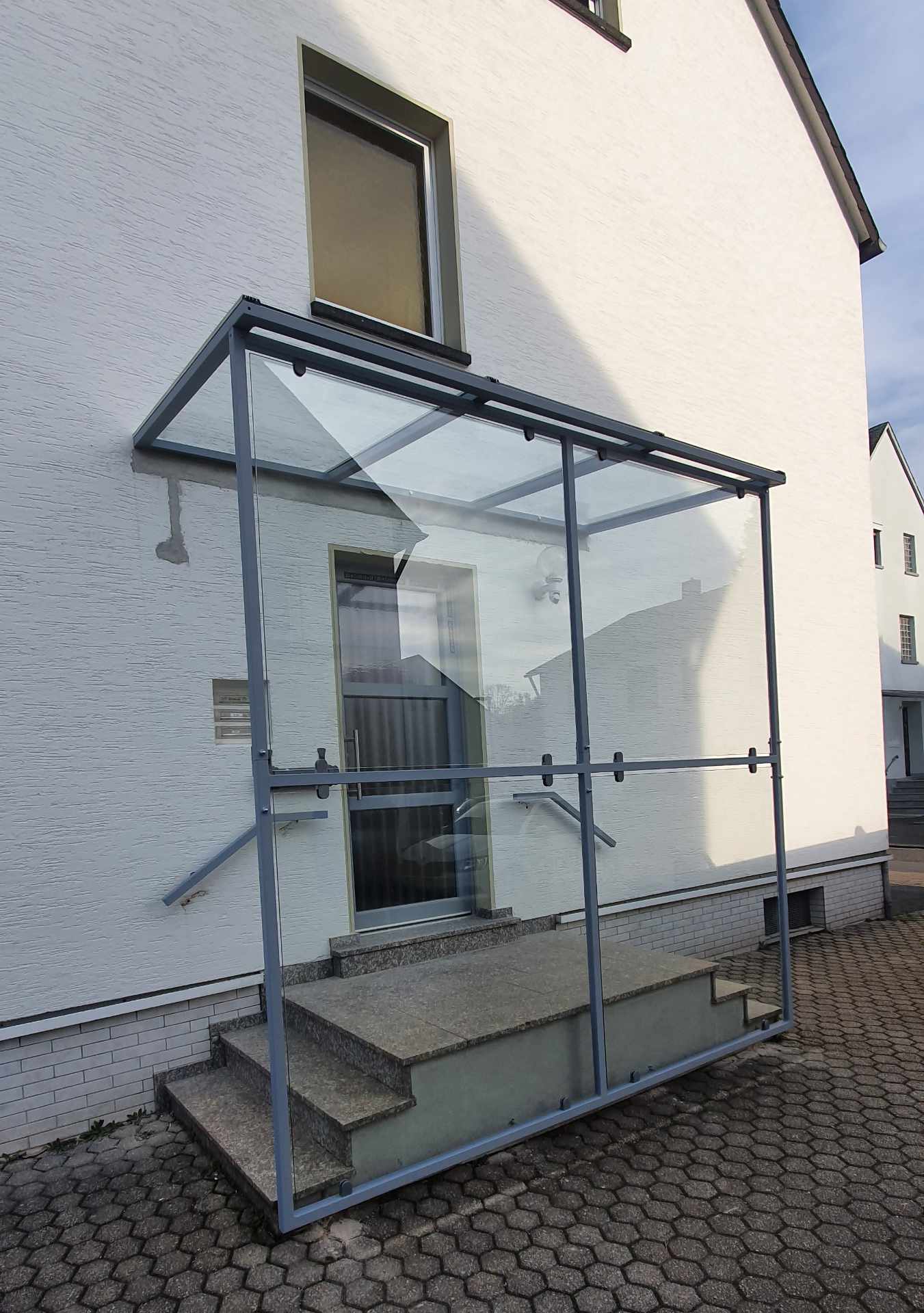 Überdachungen & Vordächer Projekt 1