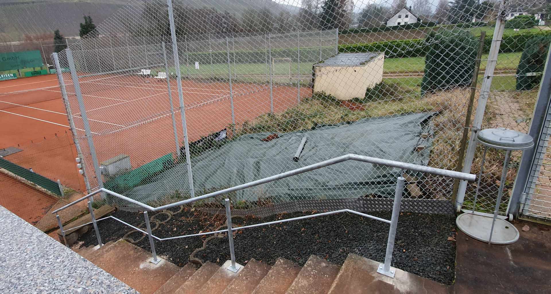 Treppengeländer verzinkt